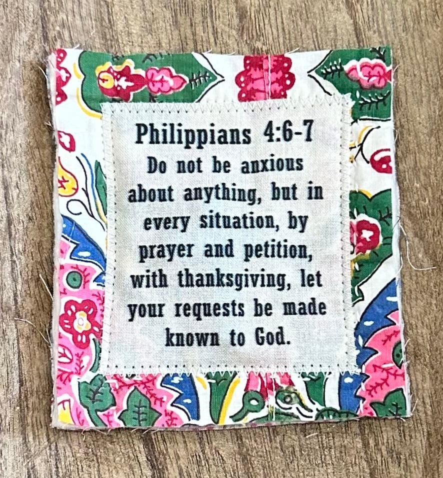 🎁Prayer Quilt with cross inside✝️